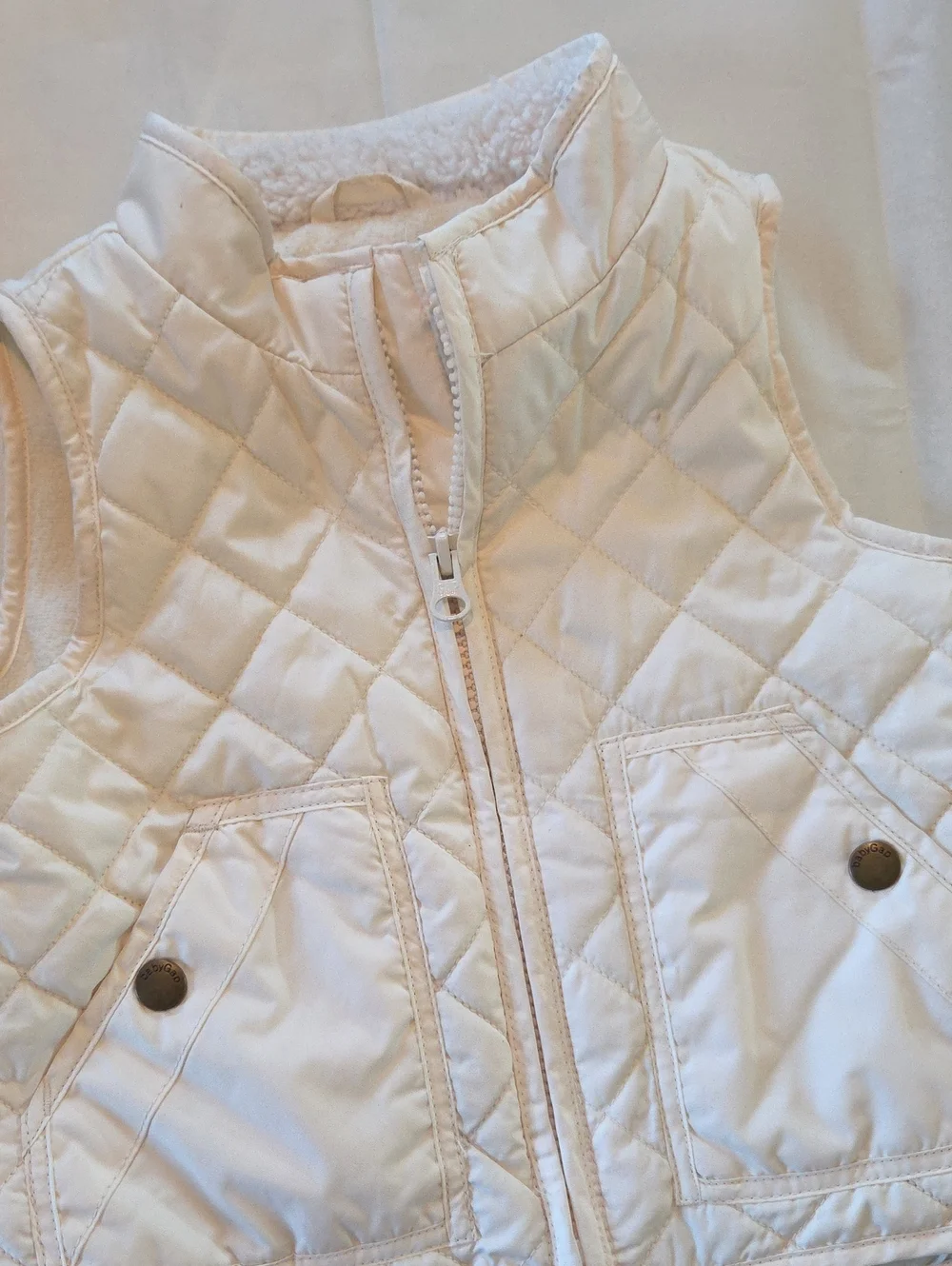 Baby Gap Girl Ivory Puffer Vest 3t